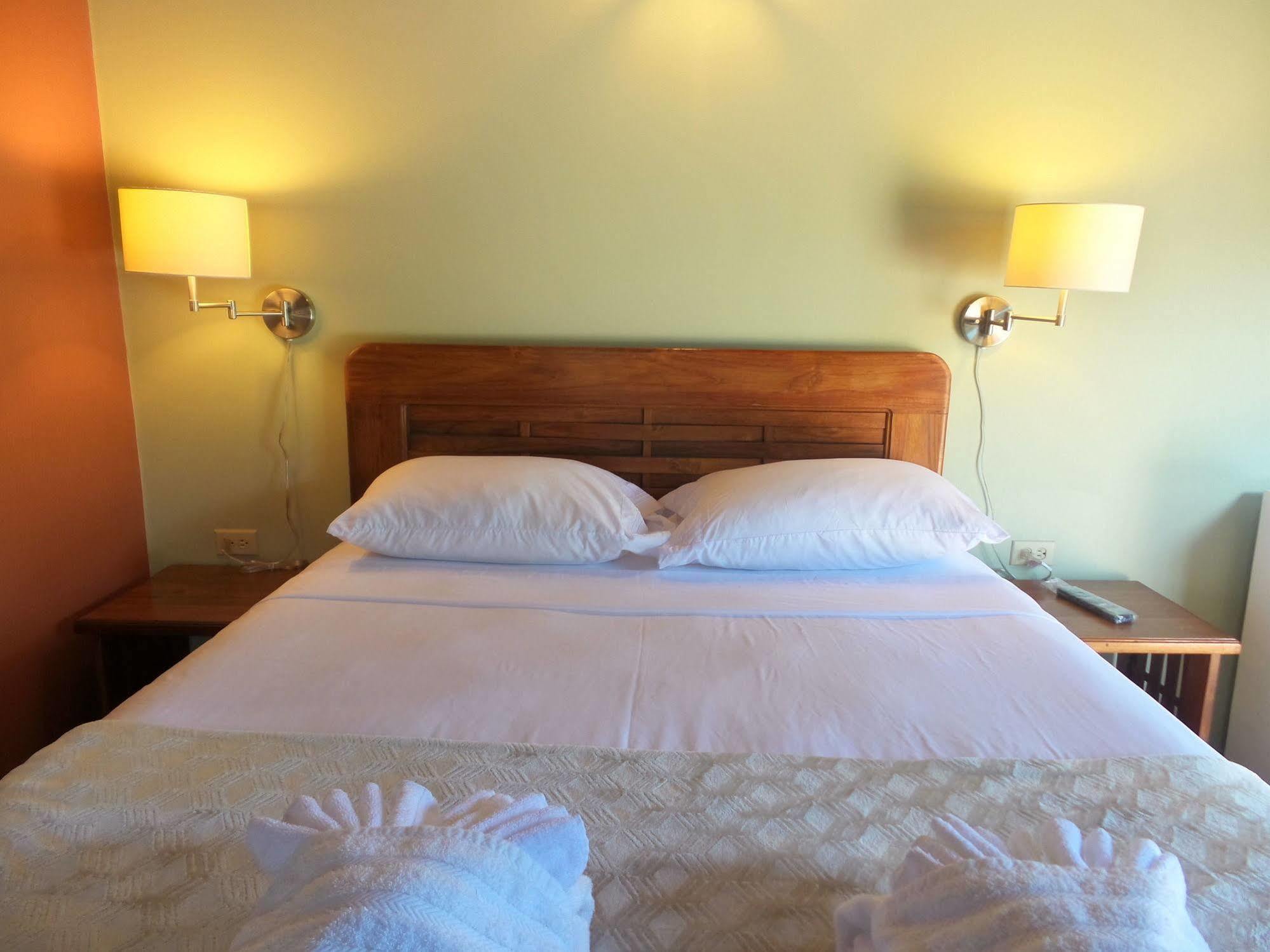 Shepherd Inn Crown Point Eksteriør bilde